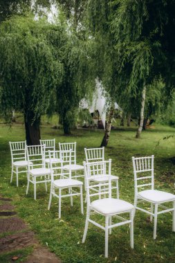 Sandalyeli düğün yeri. Yüksek kalite fotoğraf