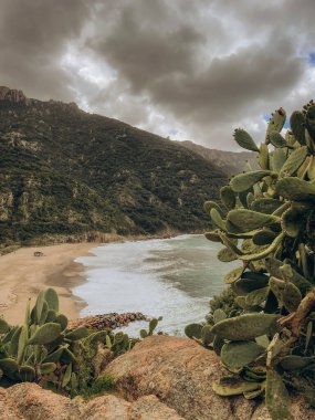 Plage de Bussaglia ve Calanques de Piana ile manzara, Korsika Adası, Fransa