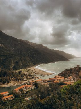 Plage de Bussaglia ve Calanques de Piana ile manzara, Korsika Adası, Fransa