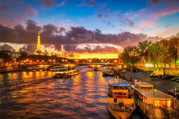 Alexandre Iii Köprüsü Üzerinde Seine Nehri Mor Turuncu Pitoresk Twilights — Stok fotoğraf