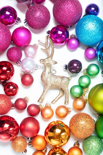 Πολύχρωμος Χριστουγεννιάτικος Τρόπος Ζωής Πολύχρωμες Χριστουγεννιάτικες Διακοσμήσεις Ουράνιο Τόξο Εορταστικός — Φωτογραφία Αρχείου