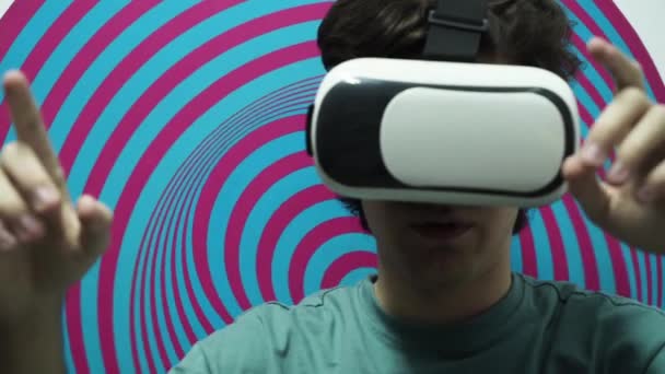 Zicht Mens Virtuele Metaverse Ruimte Virtual Gaming Augmented Reality Concept — Stockvideo