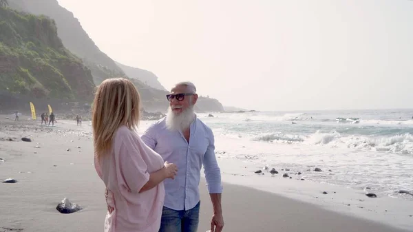 Lifestyle Caucasian Senior Couple Embracing Beach Happy Love Romantic Relax — Stock Photo, Image