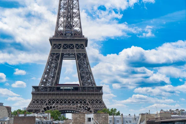 Meşhur Eyfel Kulesi Paris Eski Çatıları Paris Fransa — Stok fotoğraf