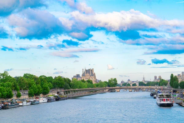 Orsay Museum Pont Royal Rivier Siene Zomerdag Parijs Frankrijk Retro — Stockfoto