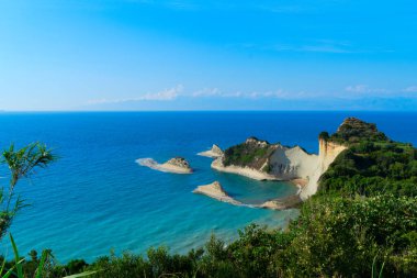Korfu 'nun popüler plajları, Korfu adasında manzaralı Drastis Burnu