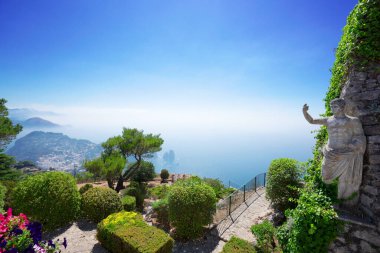 Thyrrenian Denizi 'ndeki Solaro Dağı' ndan manzara, İtalya, Capri Adası 'nın ayrıntıları