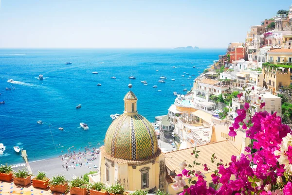 Vista Positano Famoso Resort Italiano Velho Verão Com Flores Itália — Fotografia de Stock