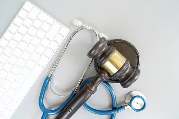 Lag Klubba Stetoskop Och Ansikte Antivirusmasker Medicinsk Lag Koncept Kopiera — Stockfoto