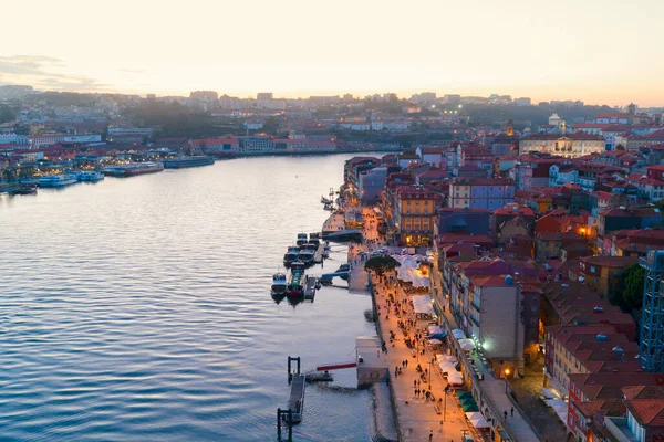 Vista Pitoresca Colorida Centro Histórico Porto Pôr Sol Portugal Com — Fotografia de Stock
