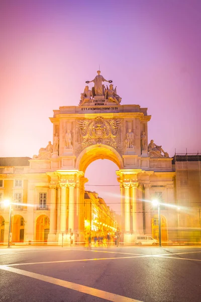 Rua オーガスタ アーチ石 凱旋門のアーチのように 歴史的な建物と訪問者魅力ですリスボンの商業正方形 ポルトガル — ストック写真