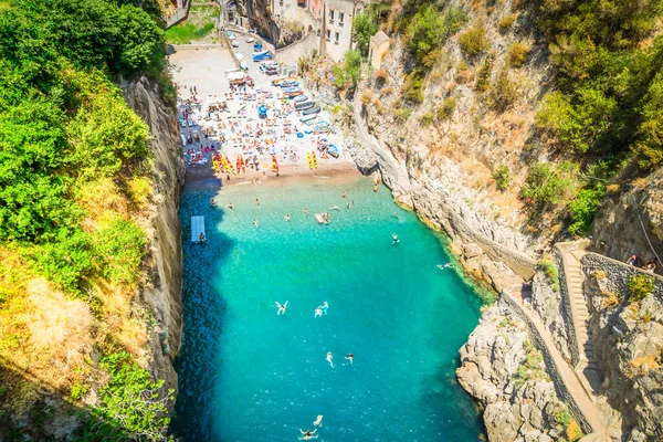 Известный Живописный Пляж Побережья Амальфи Италия — стоковое фото