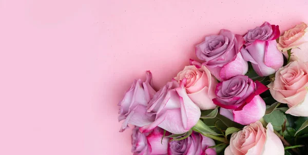 Matrimonio Madri Giorno Sfondo Bouquet Sfondo Rosa Chiaro — Foto Stock