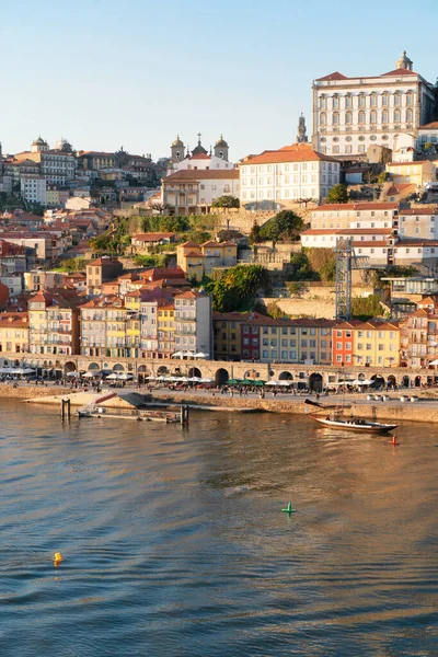 Живописный Красочный Вид Старый Город Порту Закате Португалия Мостом Понте — стоковое фото