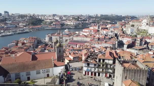 Γραφική Πολύχρωμη Θέα Στην Παλιά Πόλη Πόρτο Φωτεινή Ημέρα Πορτογαλία — Αρχείο Βίντεο