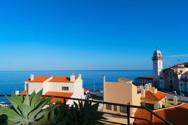 İspanya, Tenerife 'deki Candelaria kasabasının çatıları