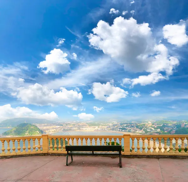 tezgah ve San Sebastian havadan görünümü, Pais Vasco, İspanya