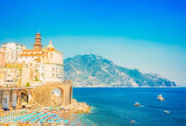 Deniz su, İtalya, retro tonda ile yaz Atrani plaj