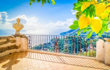 Ravello Köyü Parkı, İtalya 'nın Amalfi Sahili.