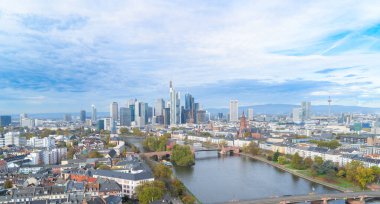 Frankfurt 'un ufuk çizgisi Ben ana şehirim, Almanya