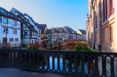 Colmar Kanalı, Fransa 'nın en ünlü Alsace kasabası.