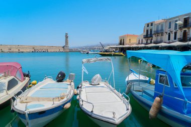 Rethymno 'nun liman ve deniz feneri, Girit, Yunanistan, retro ton