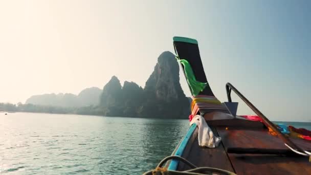 Andaman Denizi Tayland Gün Batımında Koh Phi Phi Adalarına Doğru — Stok video