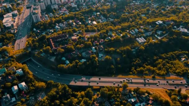 Luchtfoto Drone Uitzicht Panorama Van Alfarabi Avenue Hoofdweg Met Autoverkeer — Stockvideo