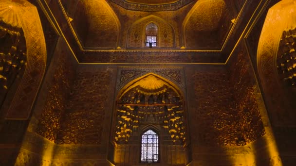 Interiör Gyllene Kupol Moskén Gur Emir Mausoleum Tamerlane Samarkand Uzbekistan — Stockvideo