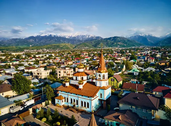 Aerial Drone Top Shot Cathedral Russian Orthodox Church Snow Mountain Fotos de stock libres de derechos