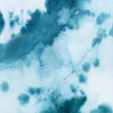 Parlak mavi ve mor suluboya dokular. El çizimi arkaplan