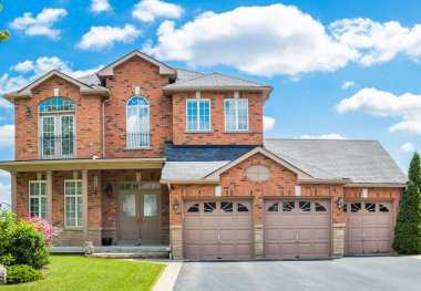 Toronto, Kanada banliyölerinde lüks ev.