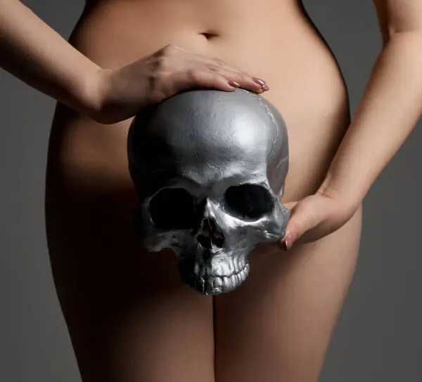 Nude Woman Holding Silver Skull Cropped Isolated Shot Gray Background — Stock Photo, Image