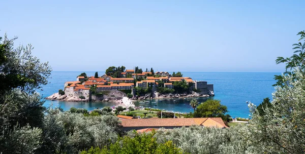 Luxury Sveti Stefan Island Montenegro Adriatic Sea Mountains View — Fotografia de Stock
