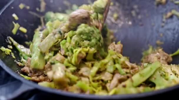 Свежее Мясо Брокколи Овощи Приготовленные Азиатской Сковороде Дома — стоковое видео