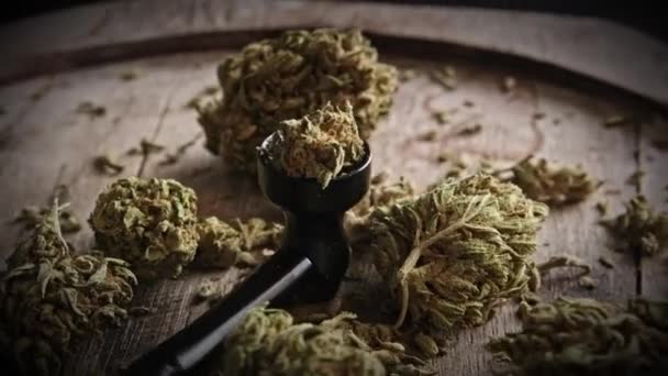 Flores Cânhamo Cannabis Seca Para Fumar Rico Cbd Girando Uma — Vídeo de Stock