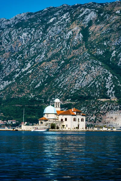 Wyspa Świętego Jerzego Czarnogórze Widok Zatoki Kotor Starożytna Architektura Bałkanów — Zdjęcie stockowe