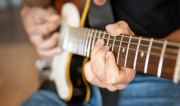 Man Hand Playing Electric Guitar Closeup Musician Performing Live Acoustic — Stock Photo, Image