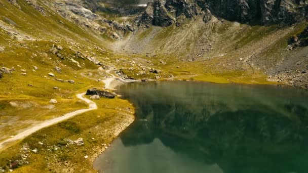 Amazing Drone High View Calm Mountain Lake Alps Mountains Summer — Stock video