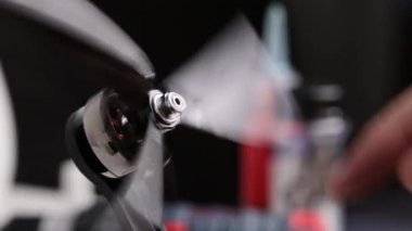 Fpv Diy Drone monte ediliyor. Ekleme ve Test Pervanesi Döndürme, Kapat Görünümü