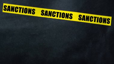 Siyah Arkaplanda Metin Yaptırımlı Uyarı Kaseti