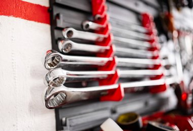 Otomobil Tamircisi Anahtarlı Garaj Duvarlı Araç Düzenleyici