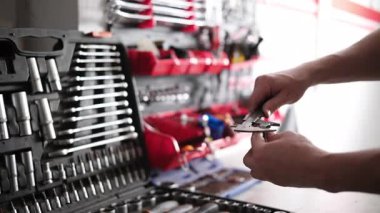 Hizmetteki Mekanik Araçlara Karşı Vernier Caliper ile Otomatik Sürgüyü Ölçtü