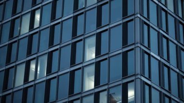 Cam Kule Ofis Binası, İş Gökdeleni Havadan Görünümü