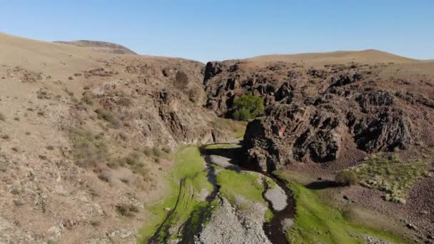Aerial View Small Canyon Small River Desert Area Landscapes Asia — Wideo stockowe