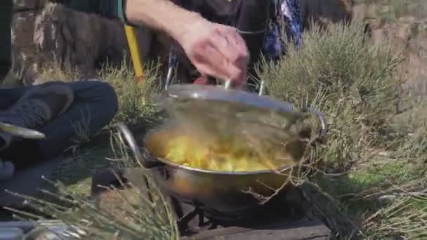 Tourists Prepare Food Portable Gas Stove Cooking Healthy Food Camping — Stockvideo