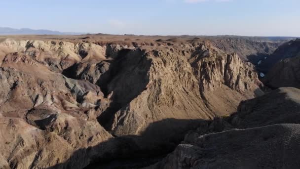 Charyn Canyon Nemzeti Park Kora Reggel Átrepülünk Kanyonon Vörös Sziklaképződményeket — Stock videók