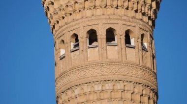 Kalan Minaret Emir ve Poi Kalyan mimari kompleksinden Alim Khan medresesi. Turizm, tarih veya din kavramı. Buhara, Özbekistan