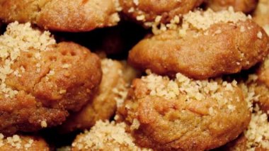 Melomakarona rotasyonu, Yunan xmas tatlı ceviz ve bal şurubu