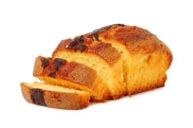 Evde dilimlenmiş kek.